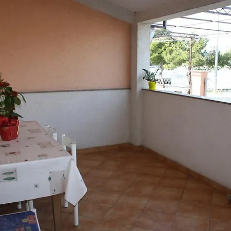 Apartments Mise Trogir Exterior photo