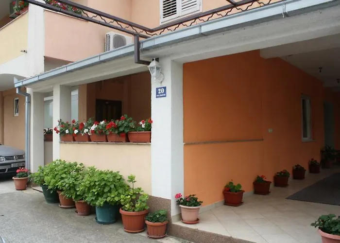 Apartments Mise