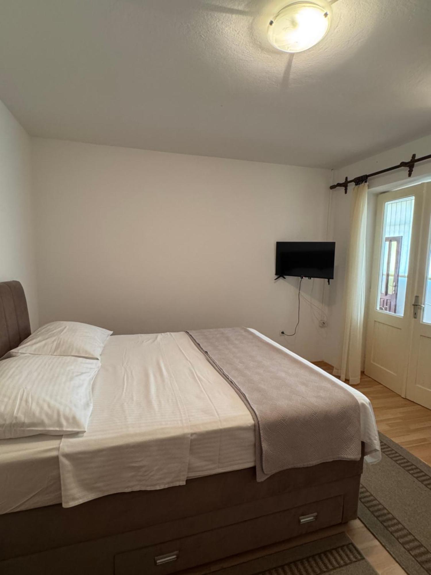 Apartament Mise *